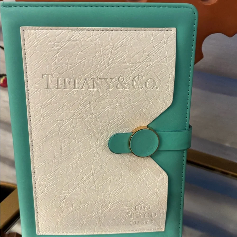 Tiffany & Co. White and Tiffany Blue Leather Notebook